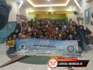 Mahasiswa BBK ke-80 Universitas Airlangga Gelar Kegiatan "Belajar dan Bersama" di RW 04 Sumber Mulyo