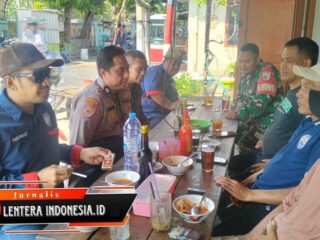 ‎Dengan Segelas Kopi Perkumpulan SURAPATI,TNI-POLRI dan Masyarakat Gundih – Surabaya Bersinergi